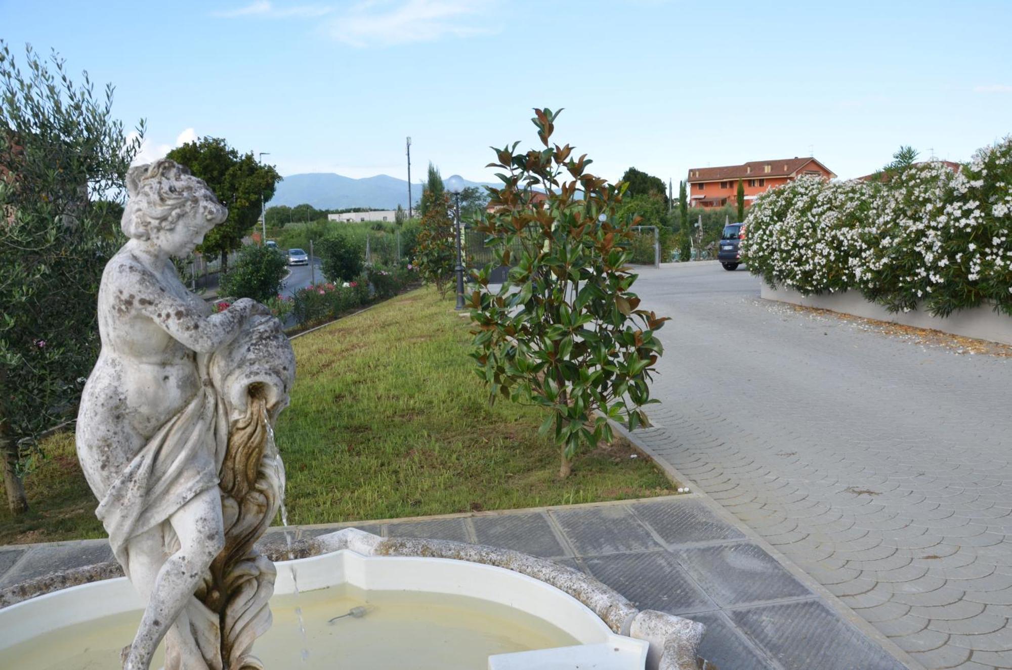 Villa Manuela Алтопасчио Экстерьер фото